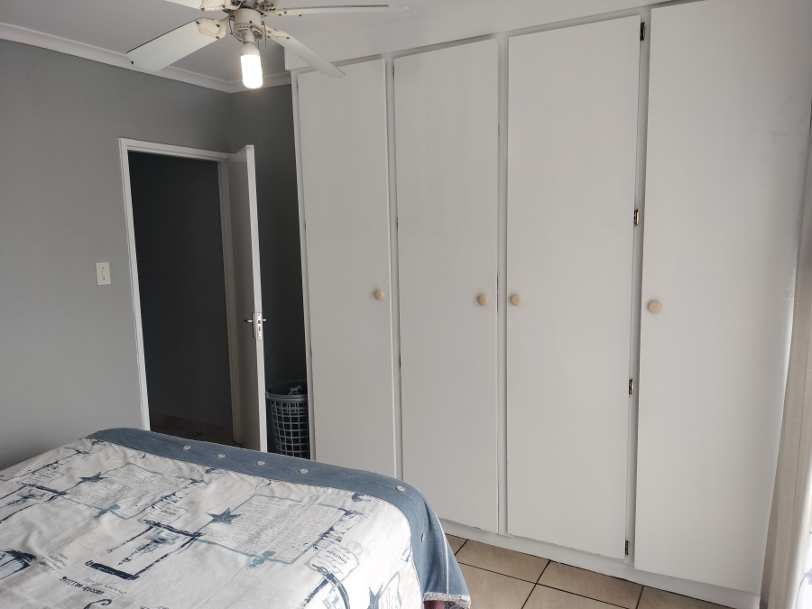 2 Bedroom Property for Sale in Safari Gardens North West